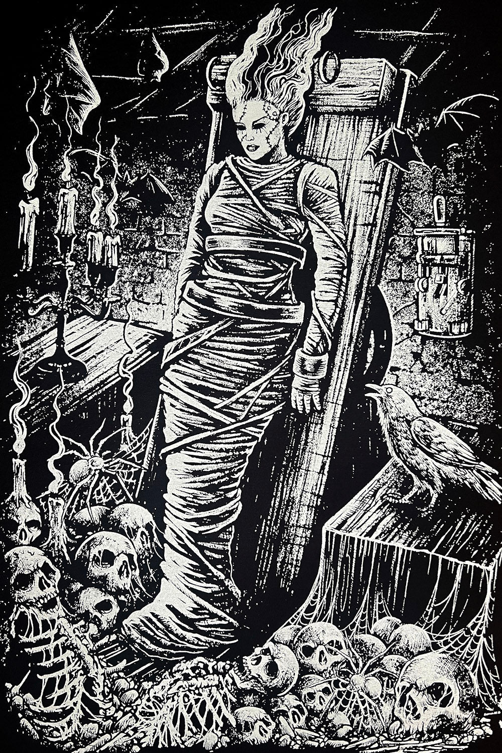 bride of frankenstein movile hoodie