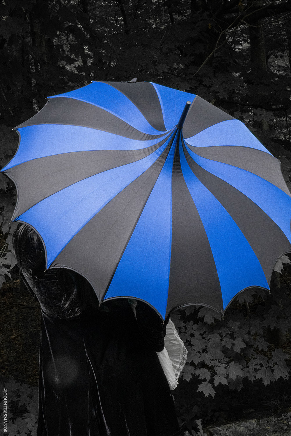 dark alice in wonderland umbrella