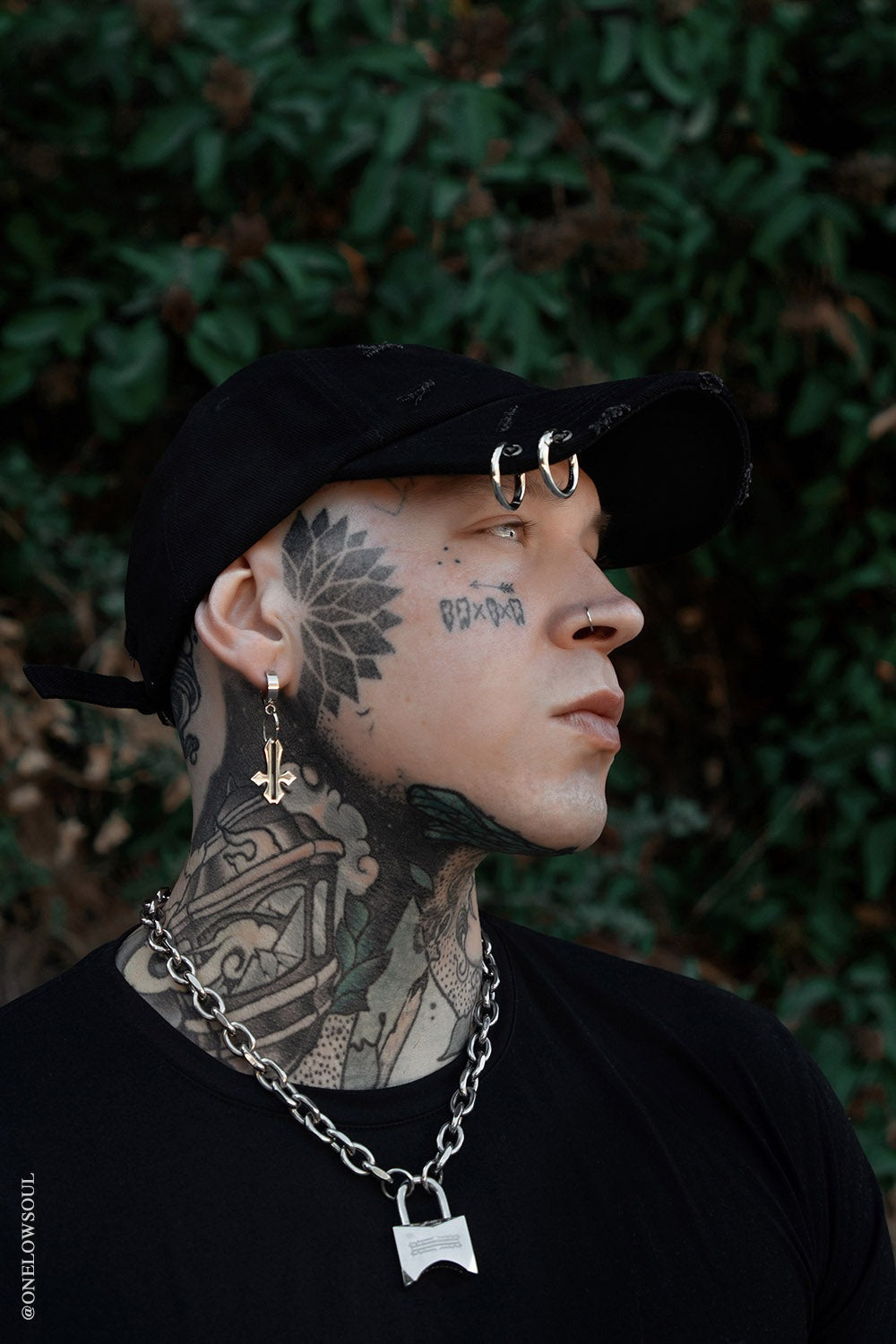 distressed black punk piercings bal hat
