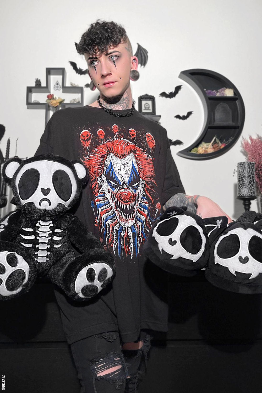 Skelekitty Slippers