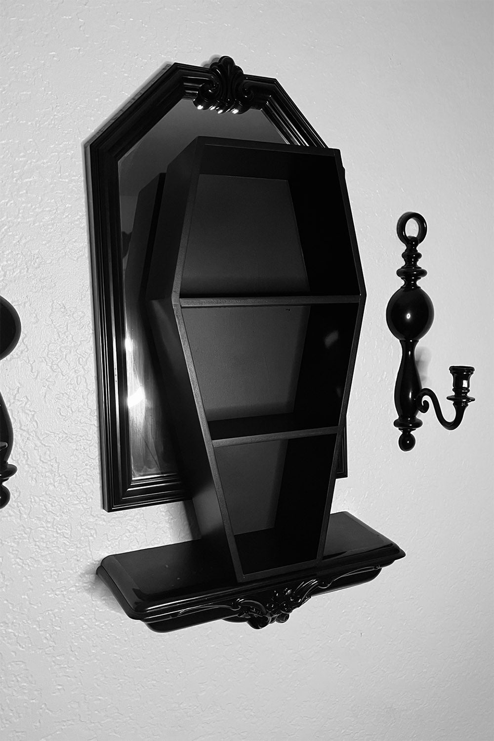 Deluxe Goth Coffin Shelf 20"