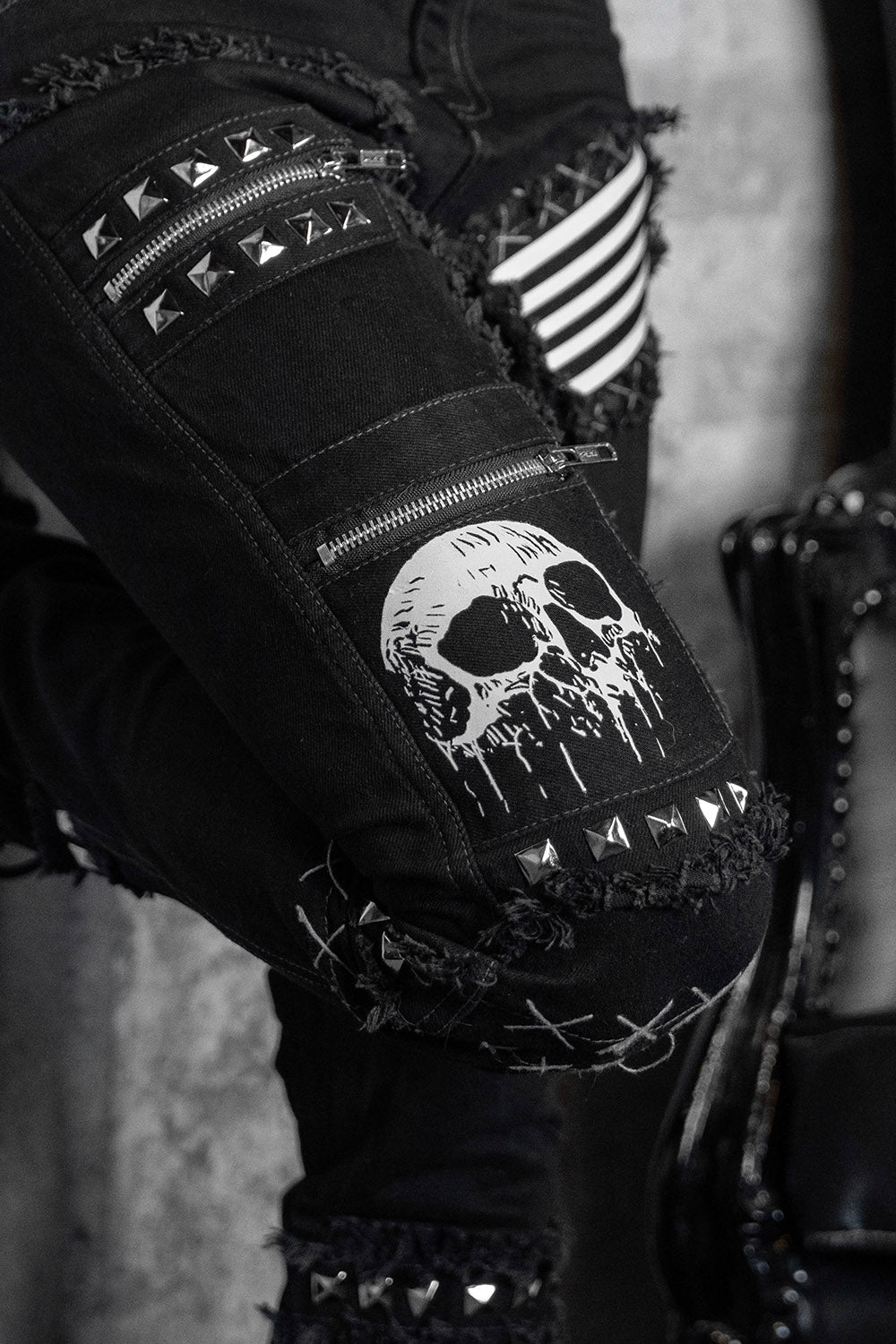 black denim zippered skull patch punk pants 