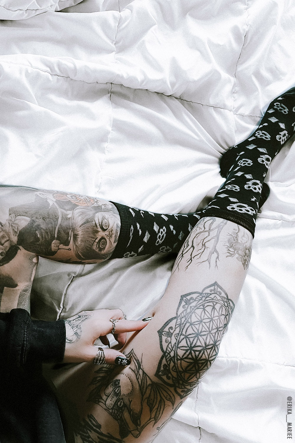 grunge gothic knitted socks by vampire freaks