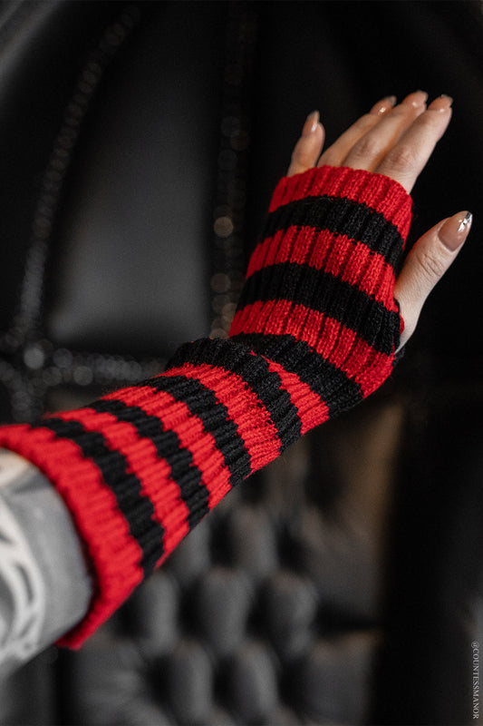 egirl scene girl striped gloves