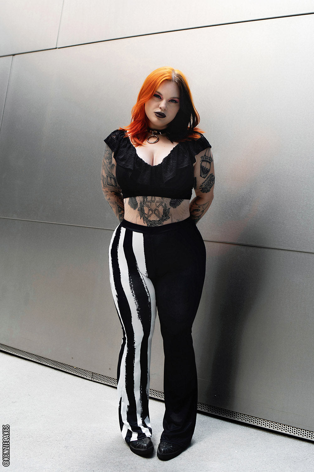 womens plus size black and white striped flared leggings with pockets