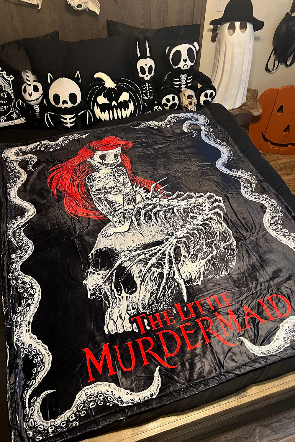 The Little Murdermaid Throw Blanket