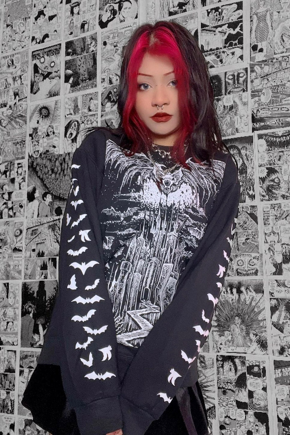 Vampire Castle Sweatshirt w/ Bat Sleeves [BLACK/WHITE]