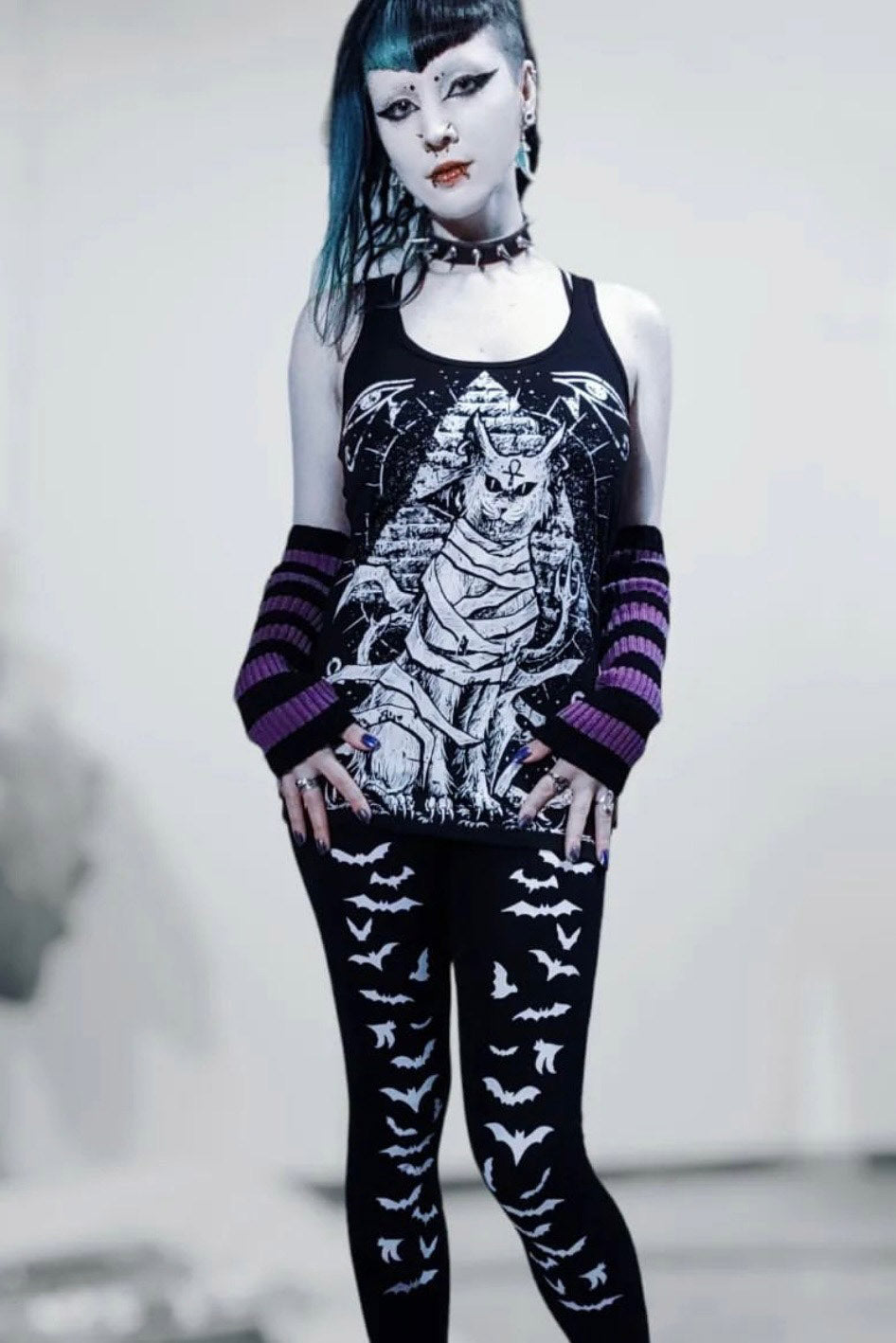 Vampire Bat Leggings [White Bats]