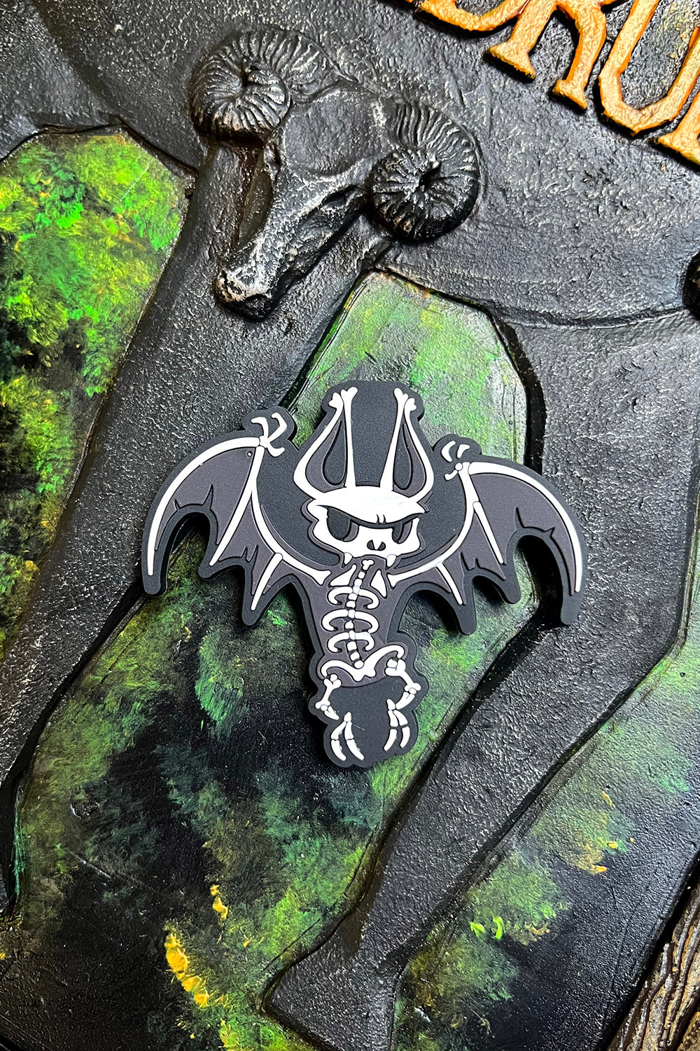 gothic bat magnet