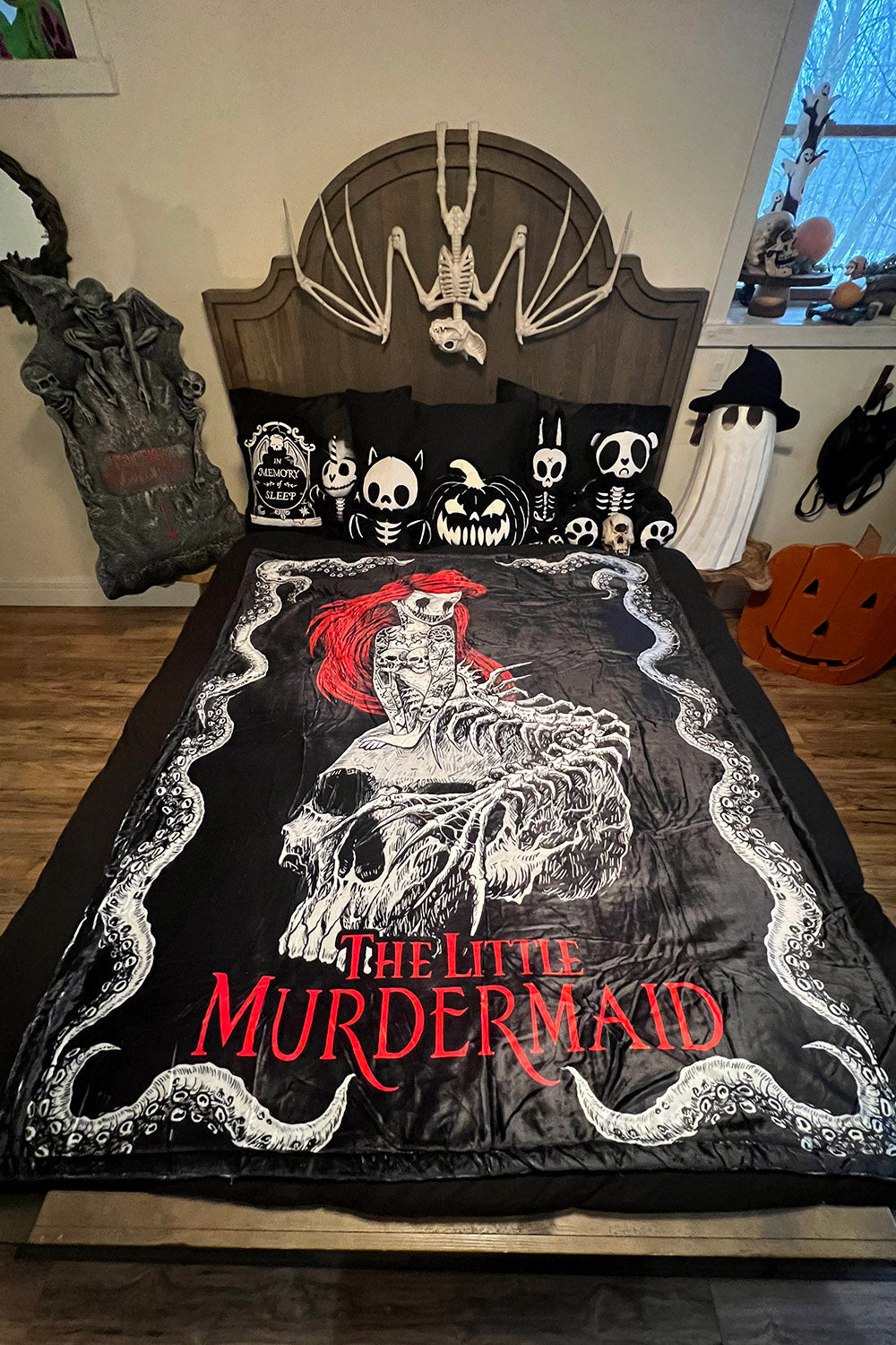 The Little Murdermaid Throw Blanket